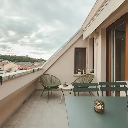 Apartment Fenice L Bb Trieste